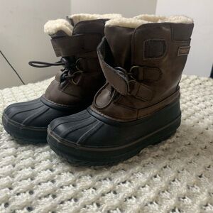 London Fog Snow Boots